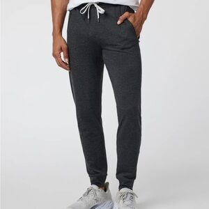 Like New Vuori Joggers with Drawstring Mens M